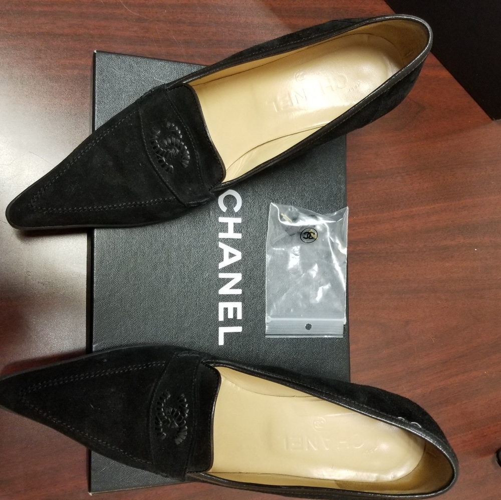 Chanel Black Mocassin Loafers size 6.50